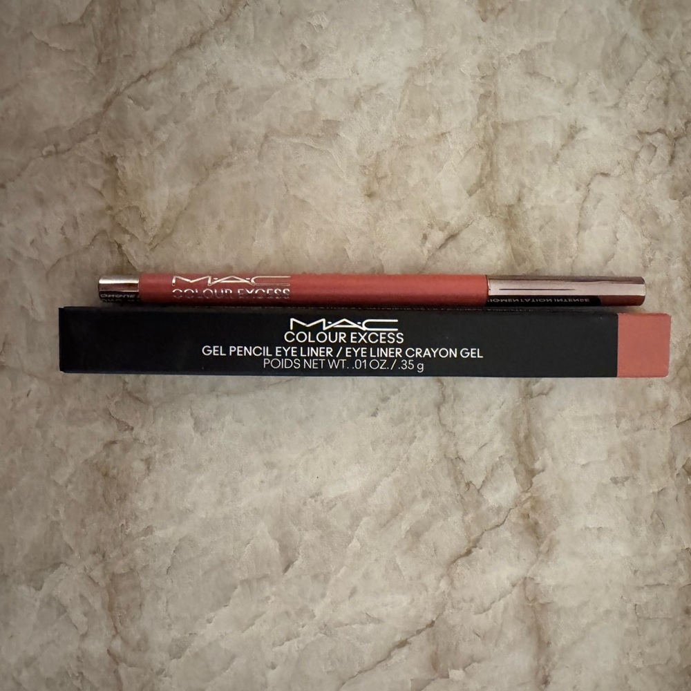 MAC Cosmetics Colour Excess Gel Pencil Eyeliner - Strawberry Milk NIB